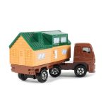 Tomica-No.089-06-Trailer-House-02-1.jpg